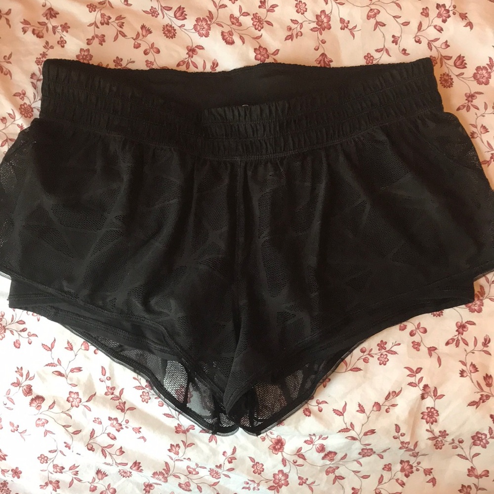 City Sky Run By Lululemon shorts